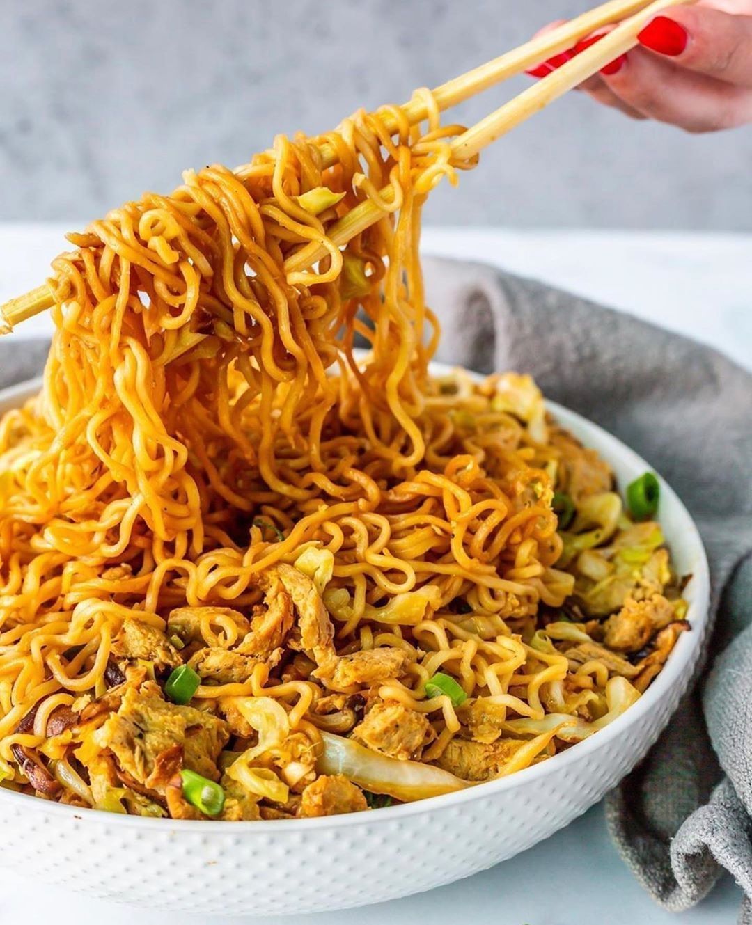 Vegan Chick'n Ramen Stir Fry