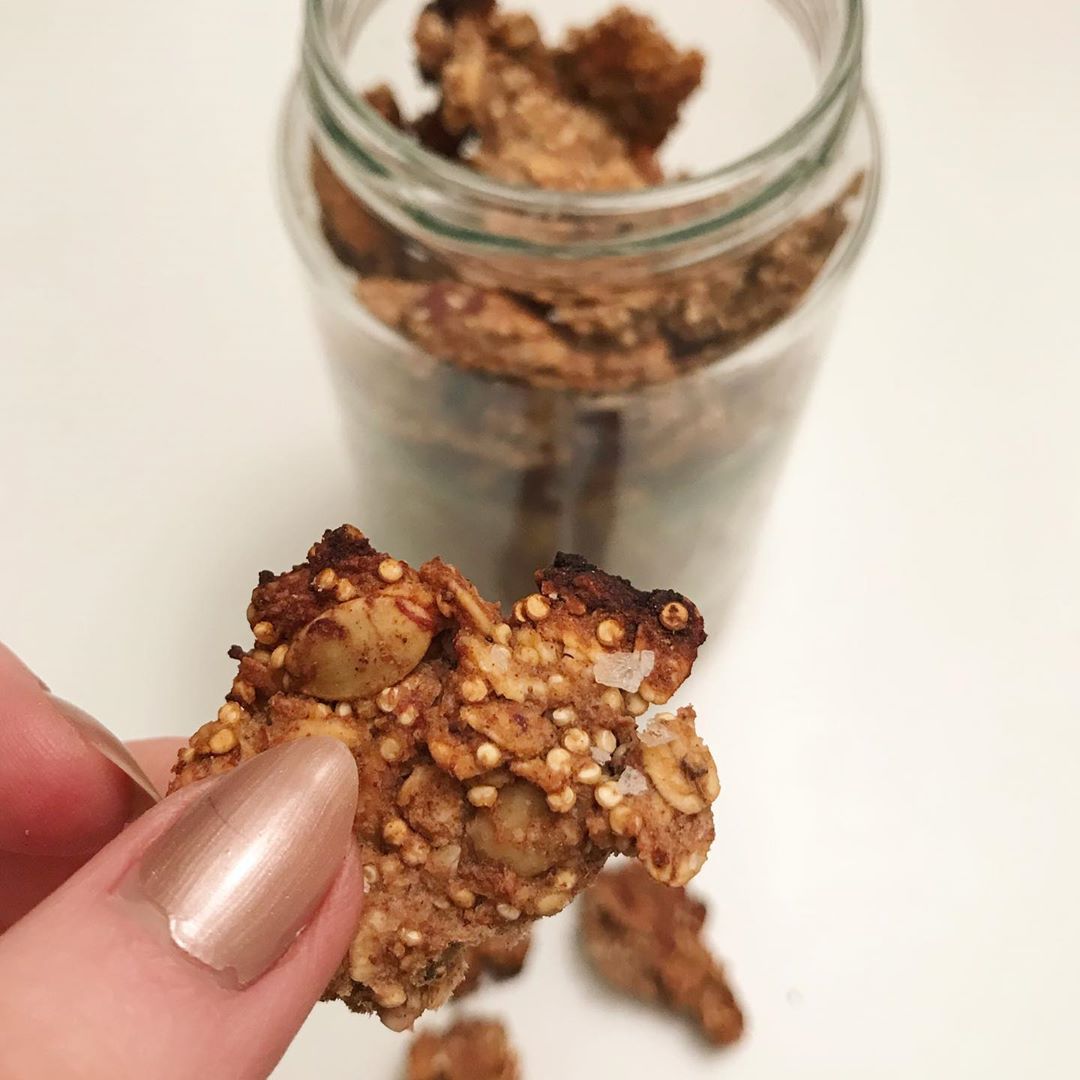 Banana Snickerdoodle Granola Clusters
