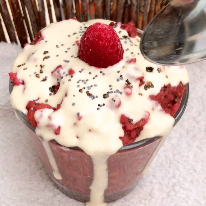 Raspberry and Beetroot Oatmeal