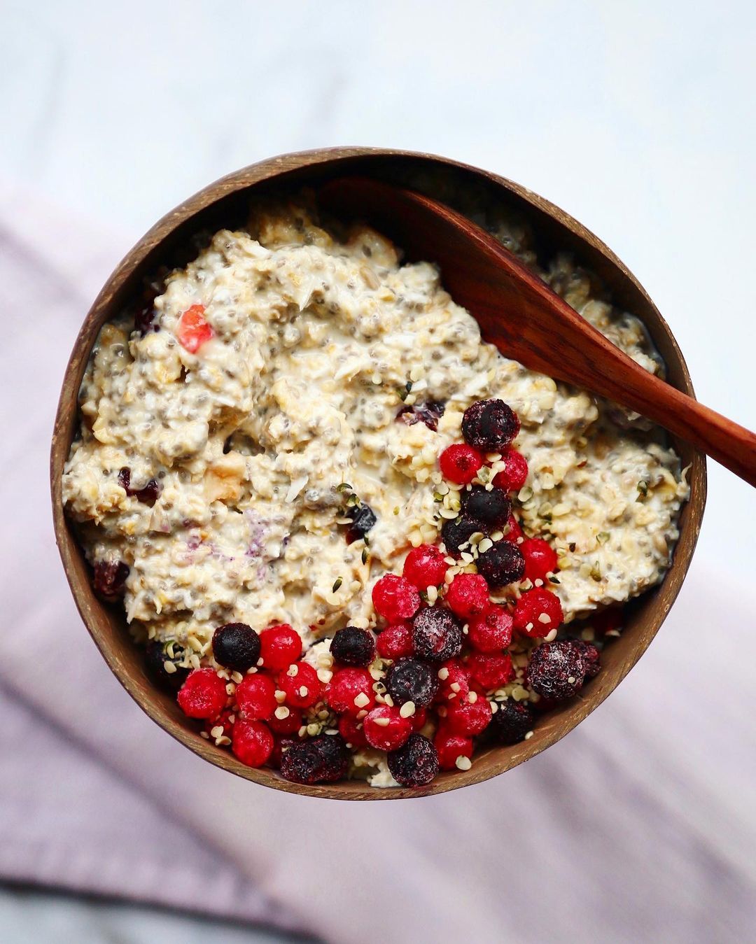 Simple Vegan Overnight Oats Breakfast