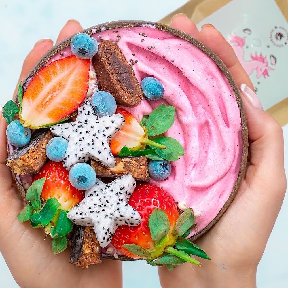 Pink Pitaya Smoothie Bowl with Frozen Fruits