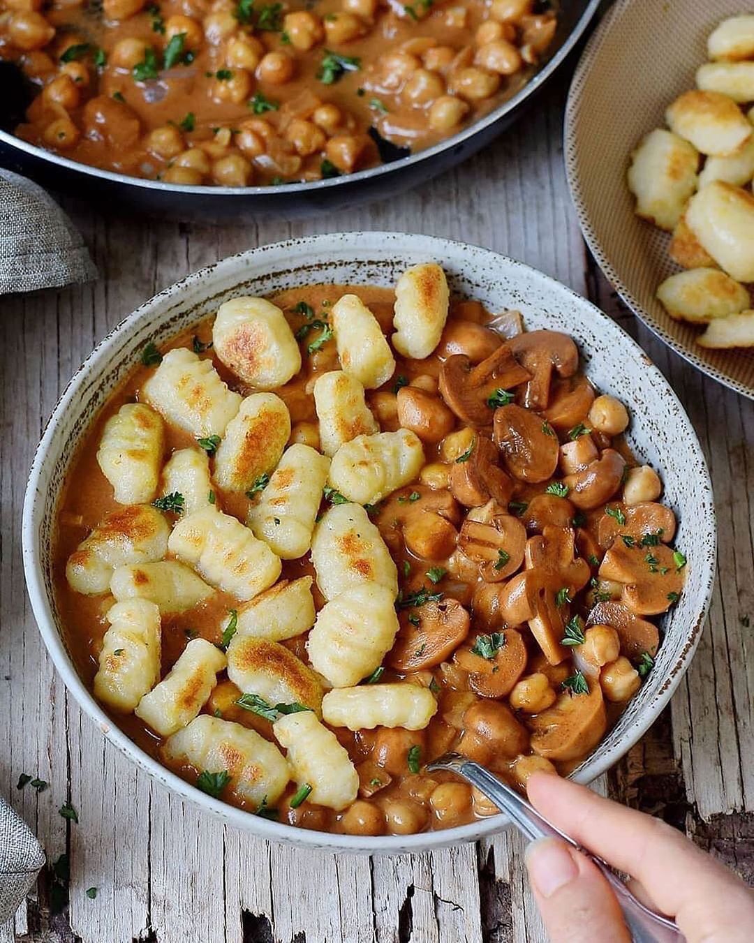 Homemade Vegan Gnocchi with Chickpea Flour