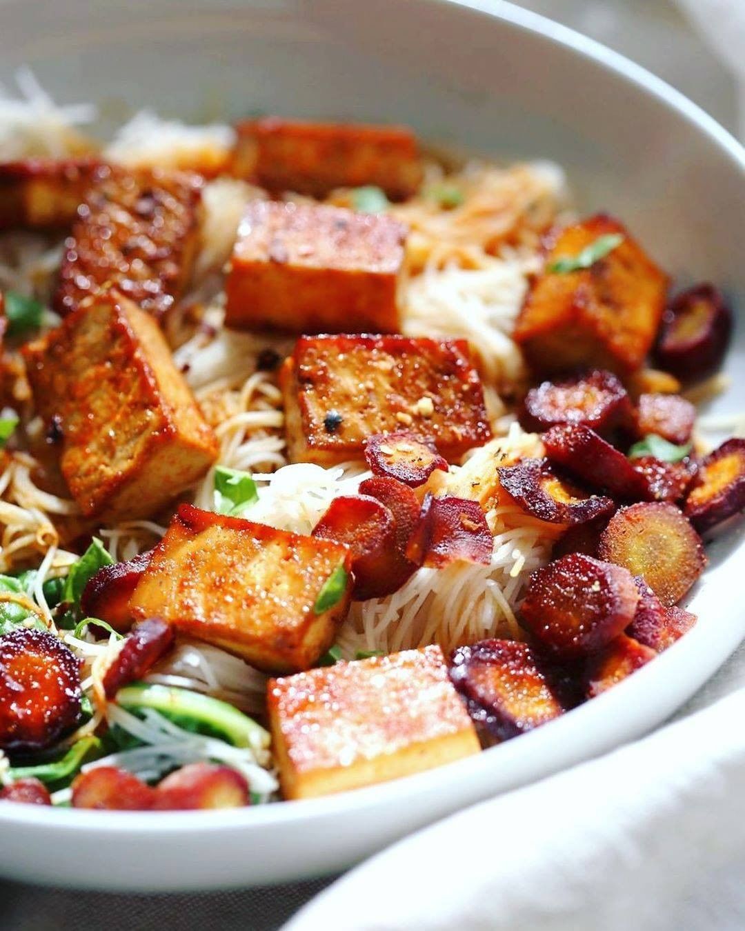 Baked Chili Garlic Tofu Noodle Bowls