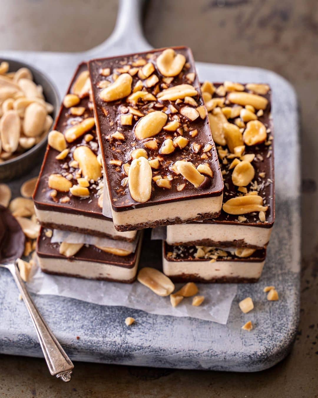 No Bake Frozen Double Chocolate Caramel Bars⁣