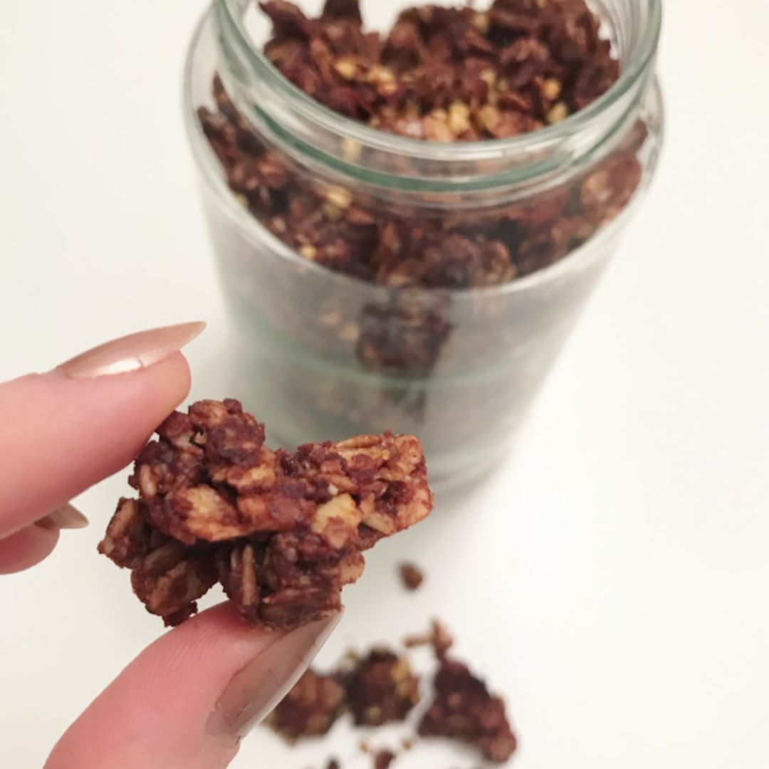 Easy Homemade Chocolate Hazelnut Granola