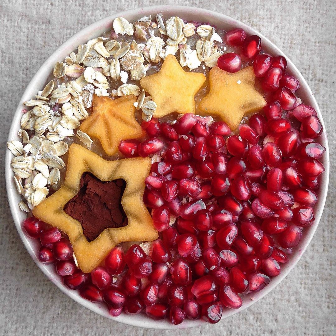 Pomegranate and Persimmon Oatmeal Breakfast Bowl