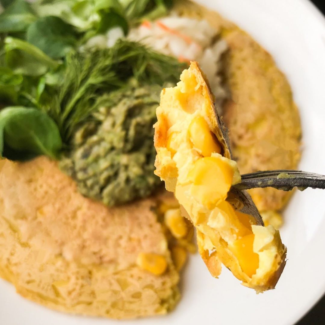 Fluffy Tofu Omelette with Veggies and Spices