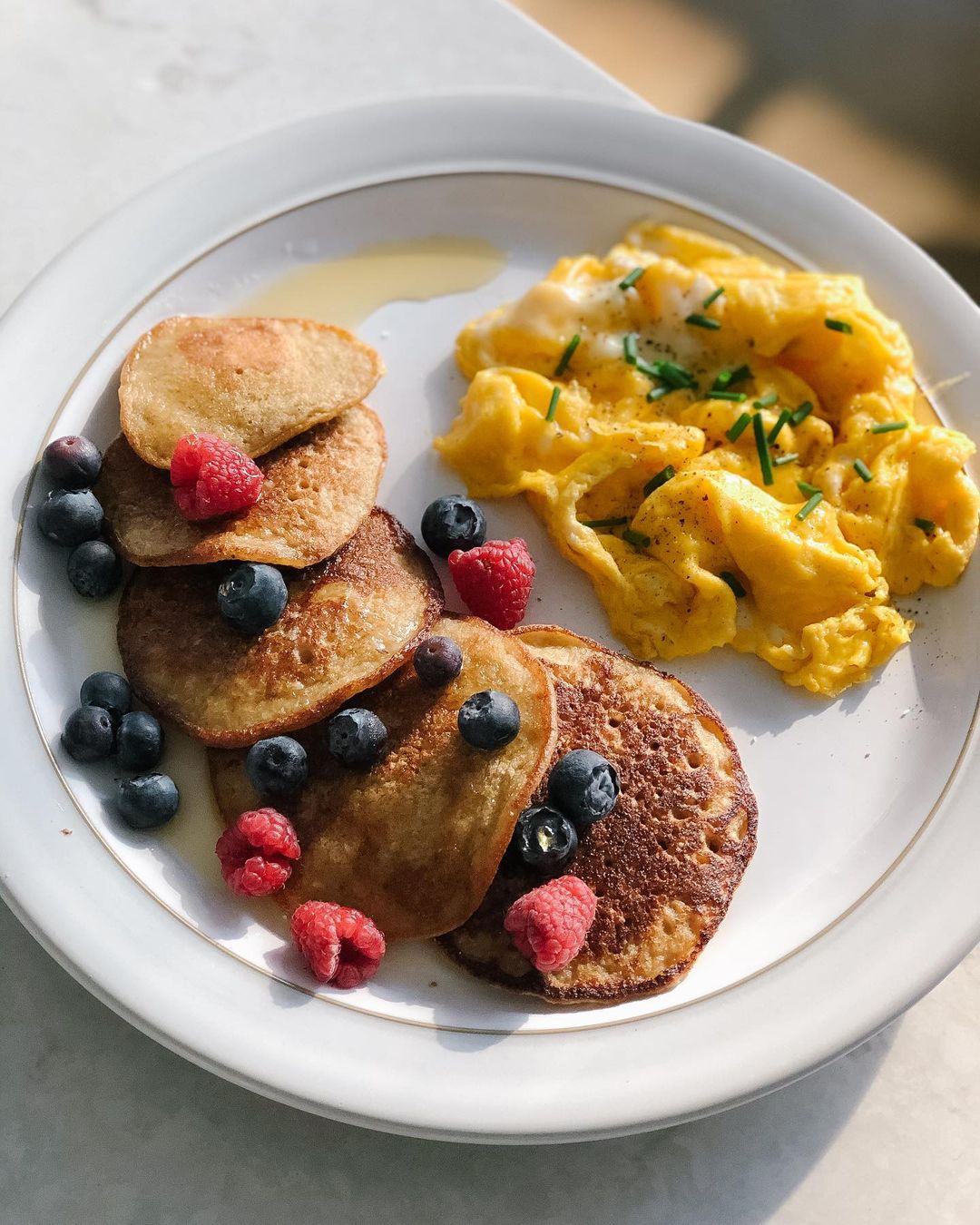 Flour-Less Oatmeal Pancakes with Soft Scrambled Eggs