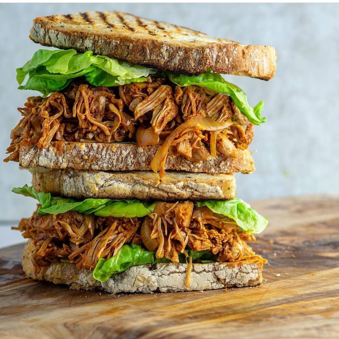Vegan Pulled Jackfruit Sandwich with Spices
