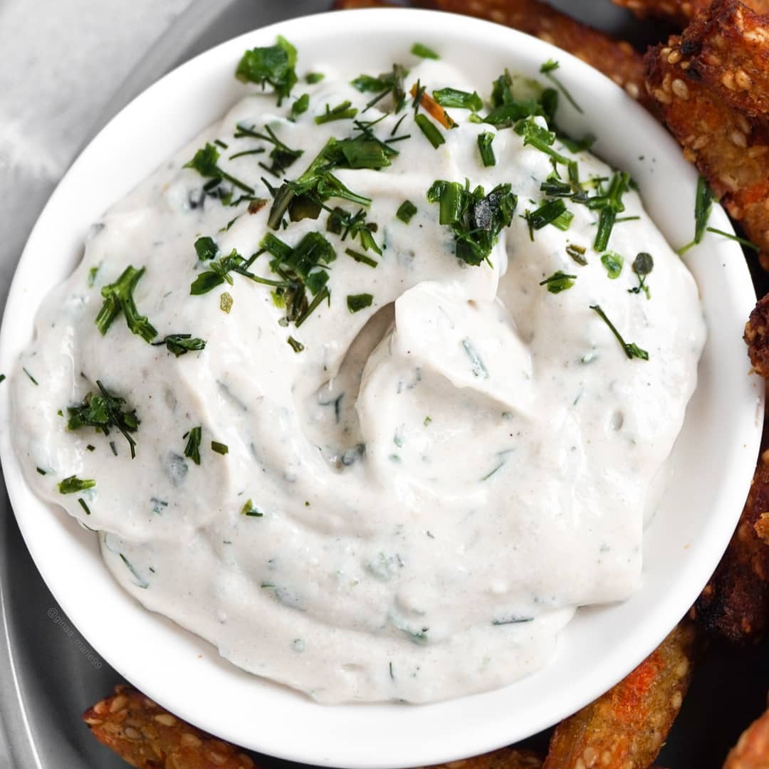 Carrot Sesame Fries with Creamy Yogurt Tahini Dip
