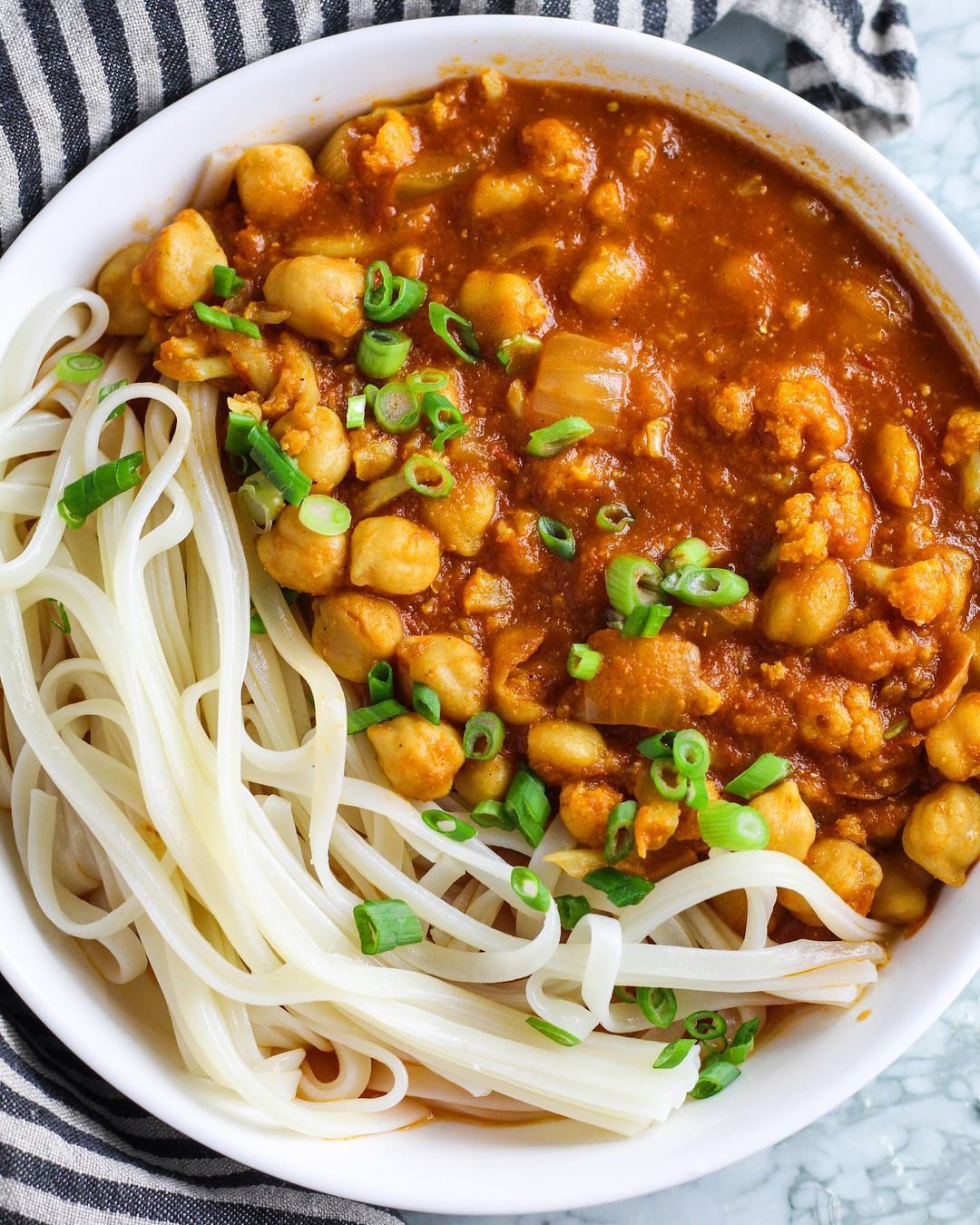 Vindaloo Inspired Chickpea Cauliflower Curry