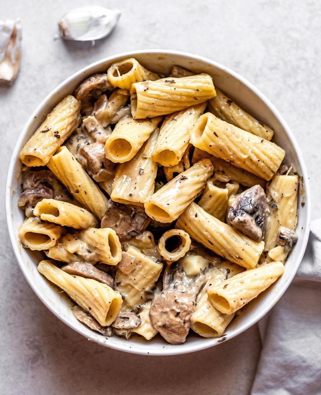 Creamy Garlic Mushroom Pasta