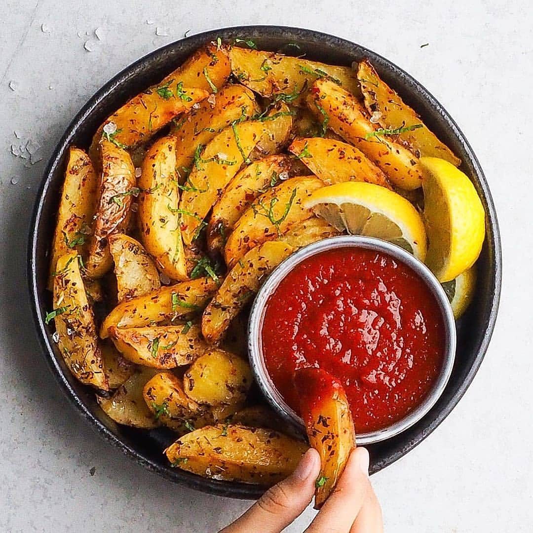 Crispy Herbs Roasted Potatoes
