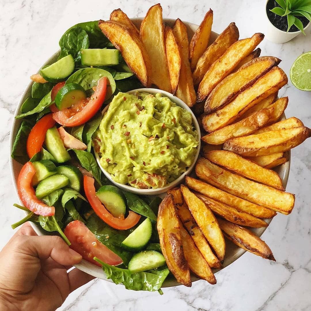Crispy Oven-Baked Fries and Guacamole