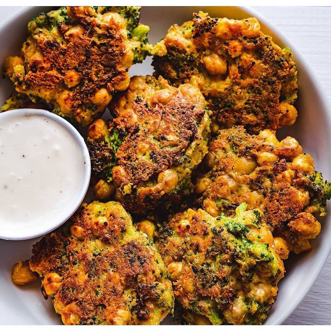 Vegan Cheezy Chickpea Broccoli Fritters