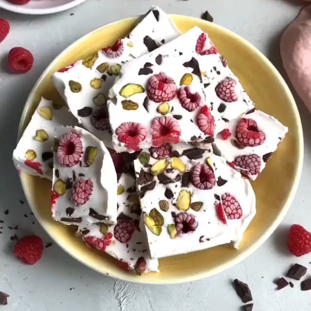Healthy Vegan Coconut Bars with Fresh Fruits