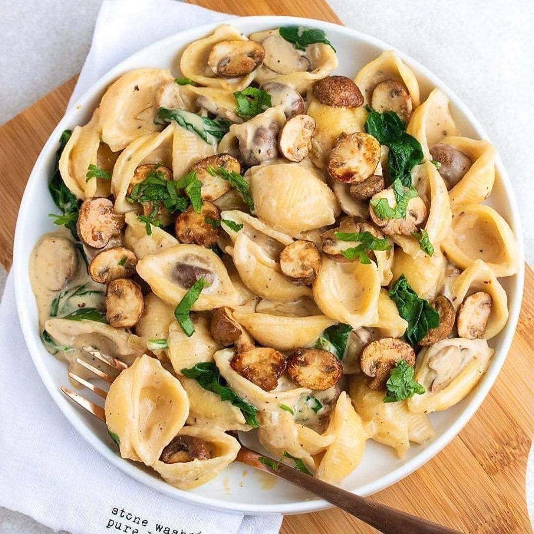 Creamy Mushroom and Spinach Pasta