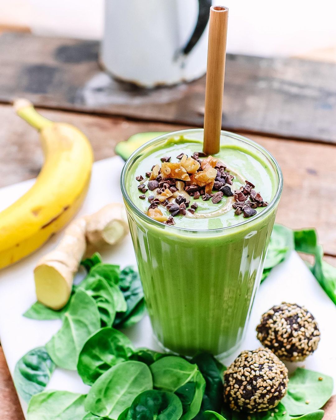Gorgeous Green Smoothie with Avocado and Ginger