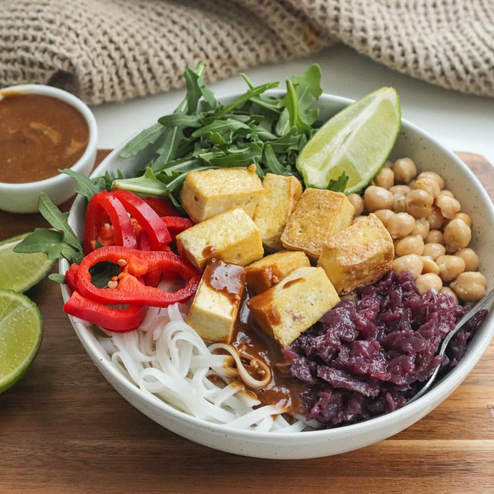 Simple Buddha Bowl with Crispy Tofu