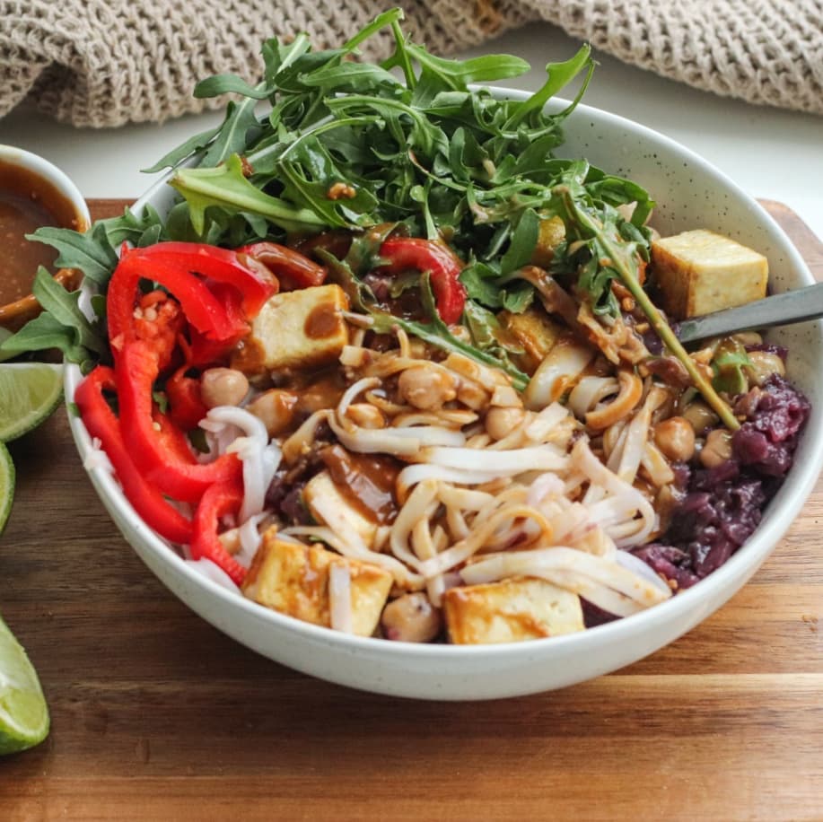 Simple Buddha Bowl with Crispy Tofu
