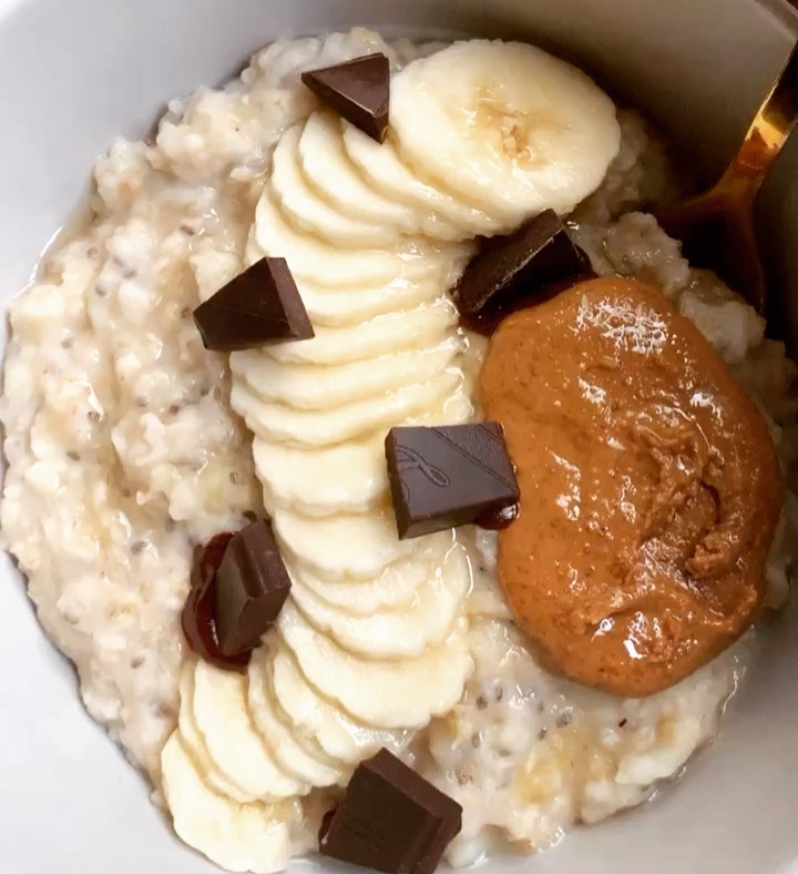 Vegan Almond Chocolate Porridge