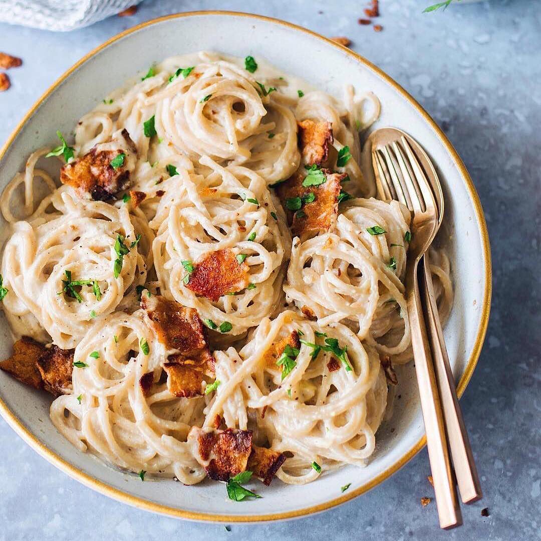 Vegan Spaghetti Carbonara with Bacon Bits