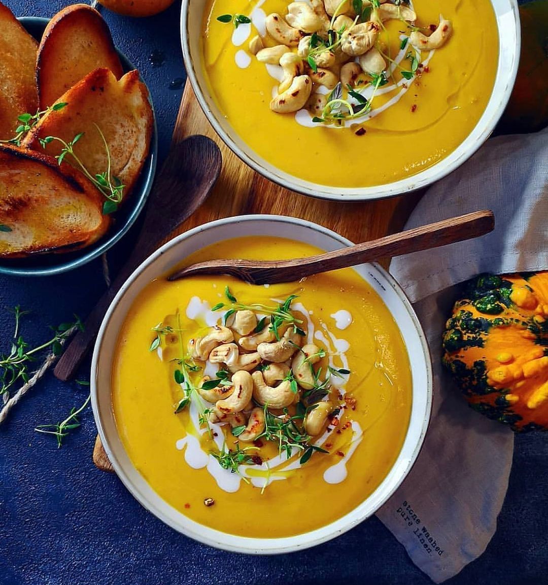 Super Creamy Lightly Spiced Butternut Squash Soup