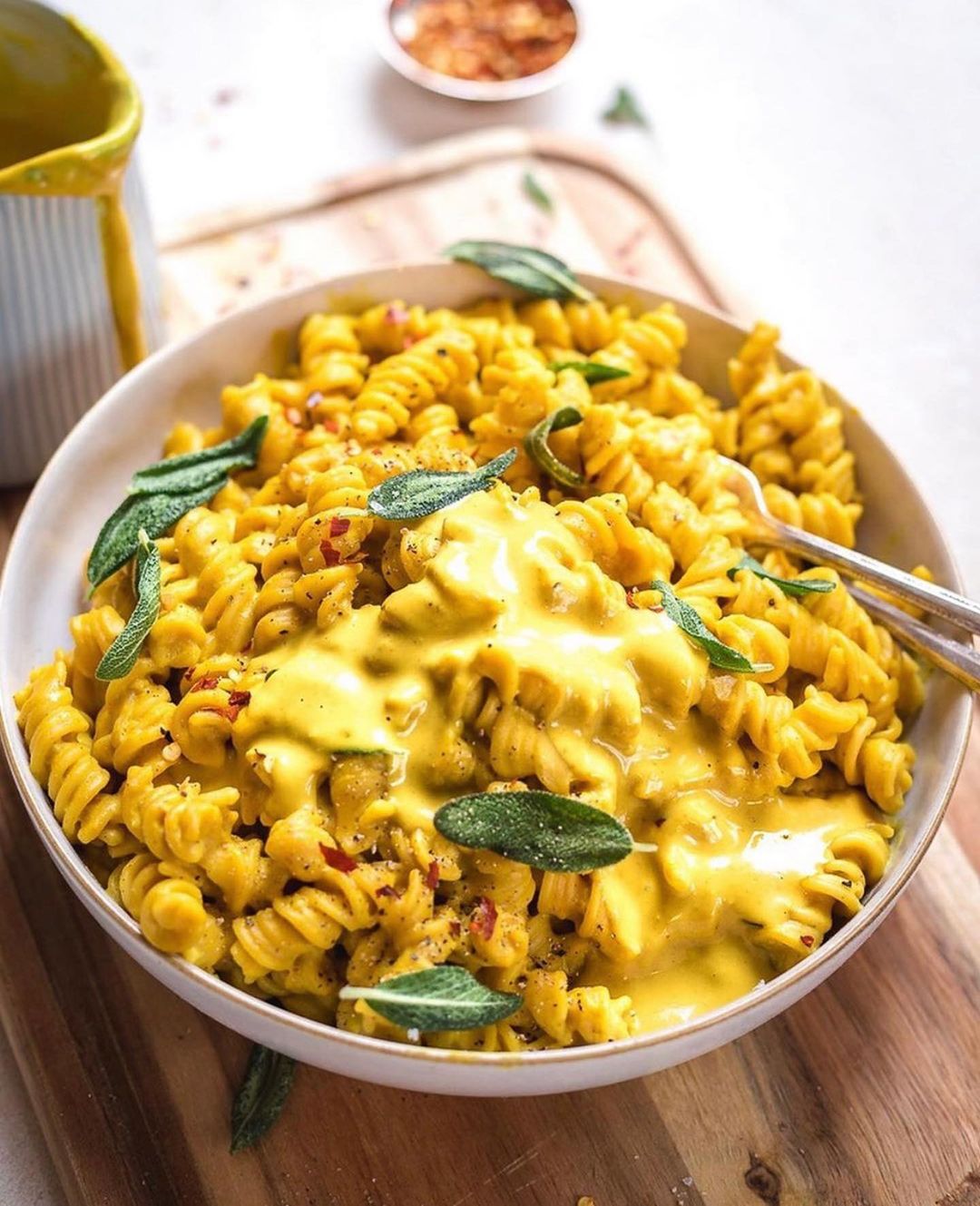 Easy Vegan Mac and Cheese