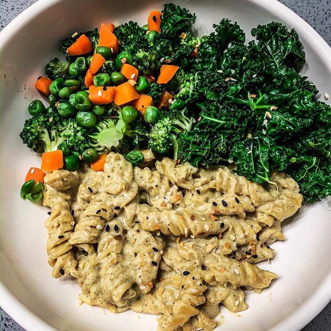 Homemade Vegan Cheesy Sauce