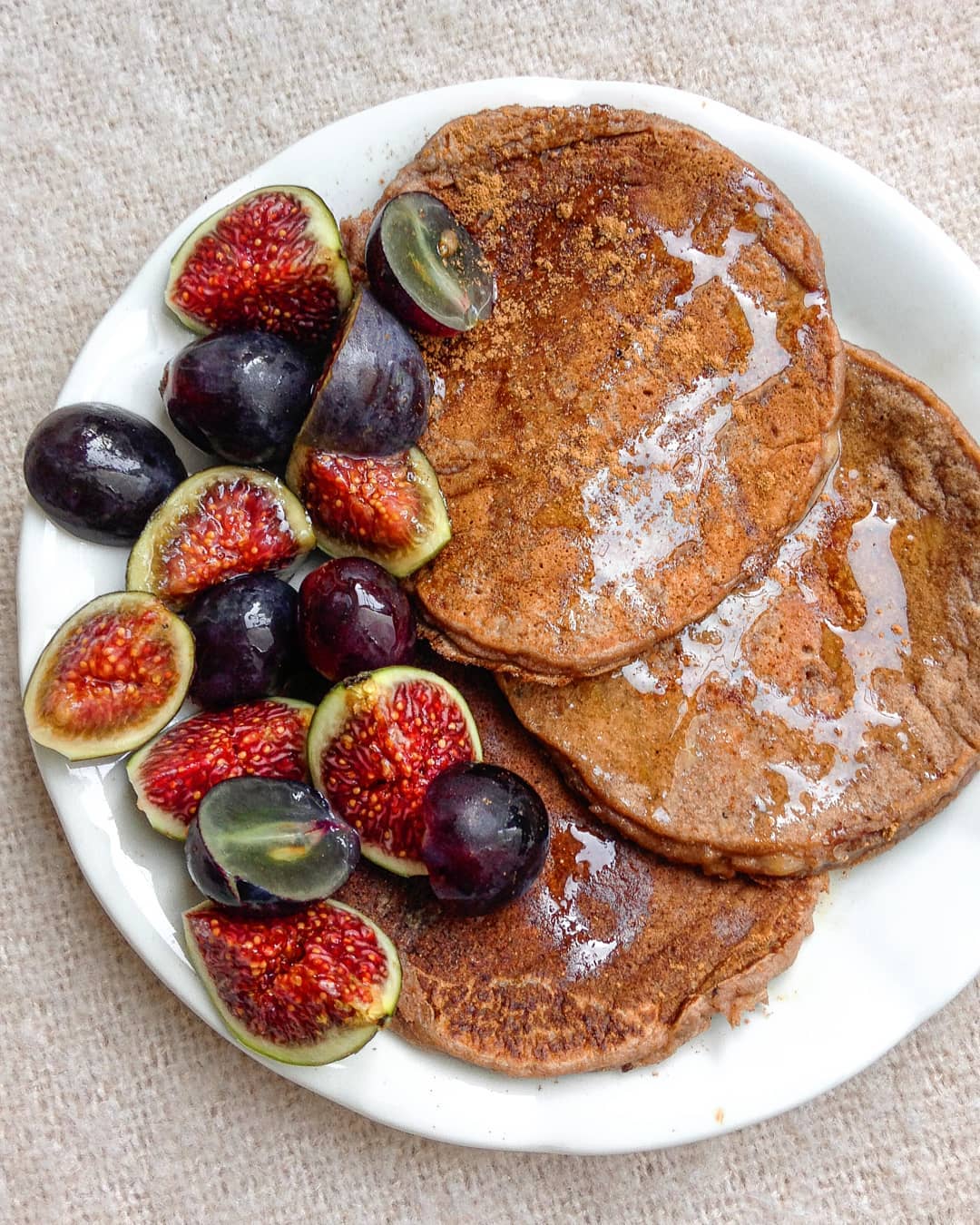 Chocolate Banana Pancakes with Fruits