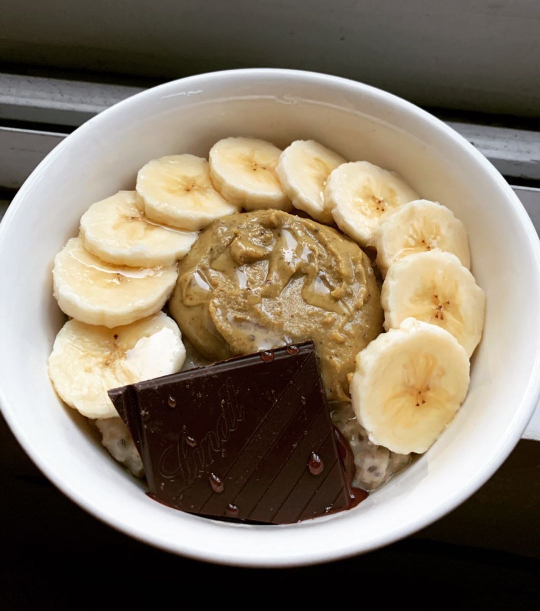 Vegan Pistachio Tahini Porridge
