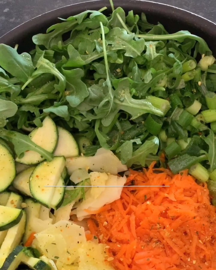 Easy Vegetable Pies with Cashew Sauce