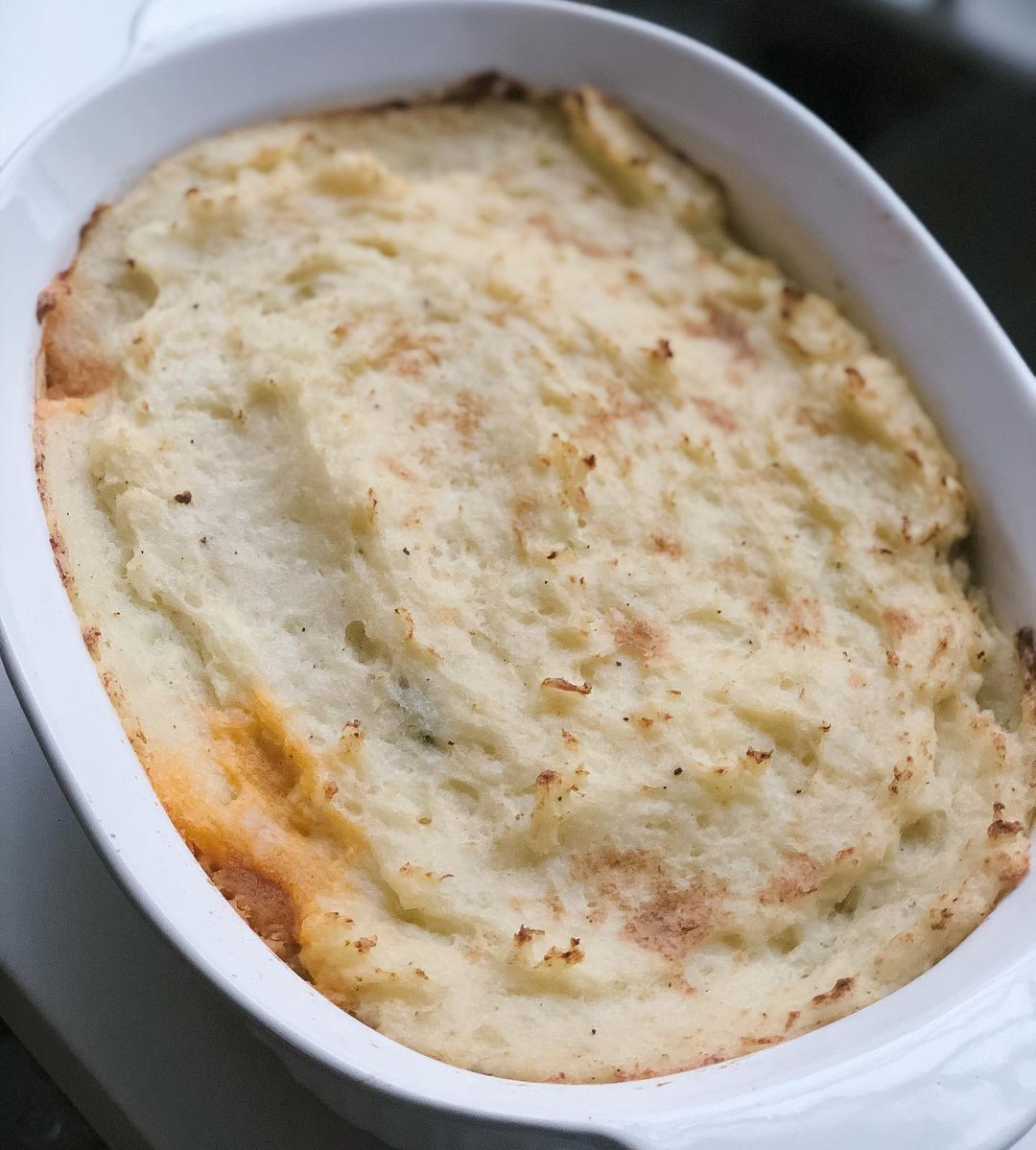 Healthy Shepherd's Pie with Veggies and Cauliflower Mash