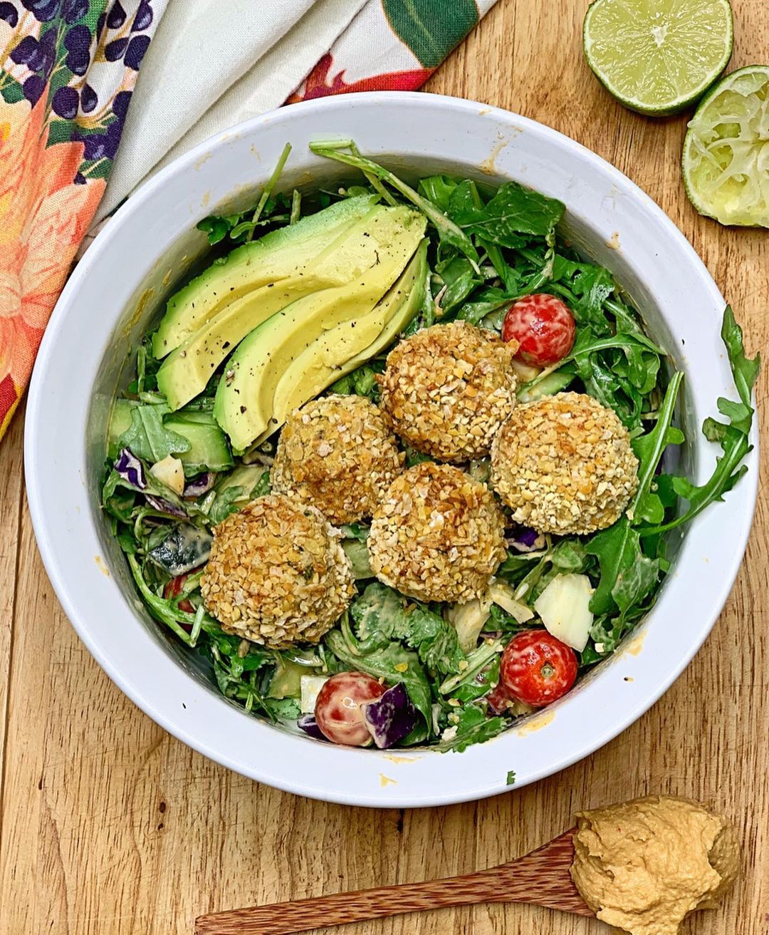 Falafel with Vegan Yogurt Dressing