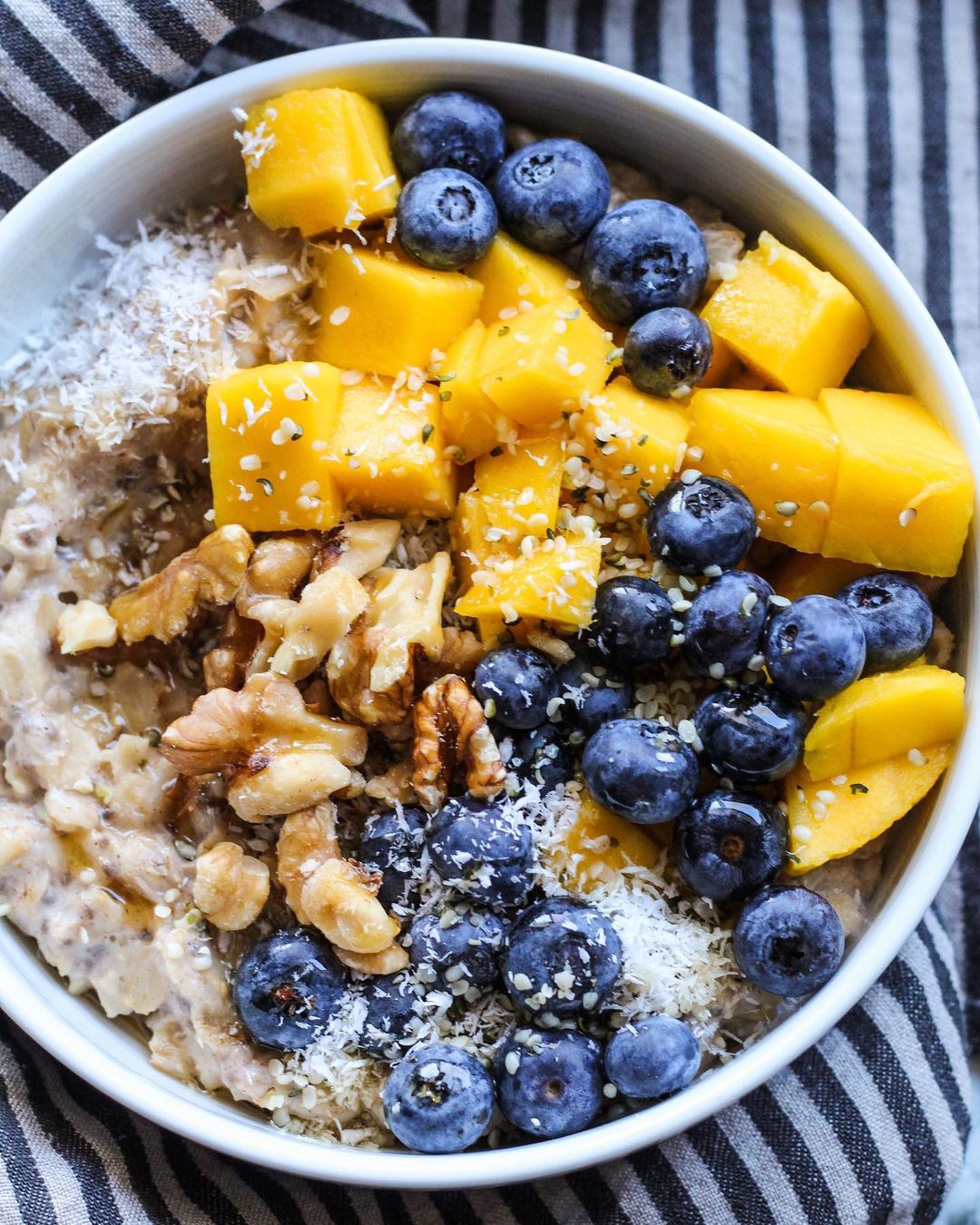Cardamom Oats with Mango Pairing