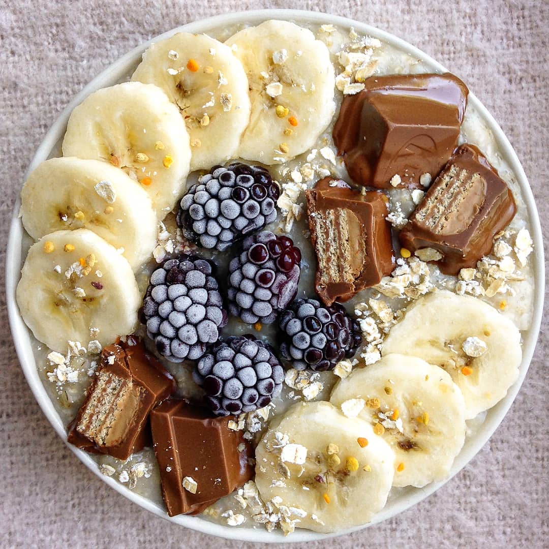 Chocolate Banana Oatmeal Porridge