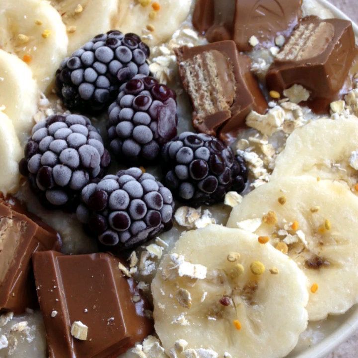 Chocolate Banana Oatmeal Porridge