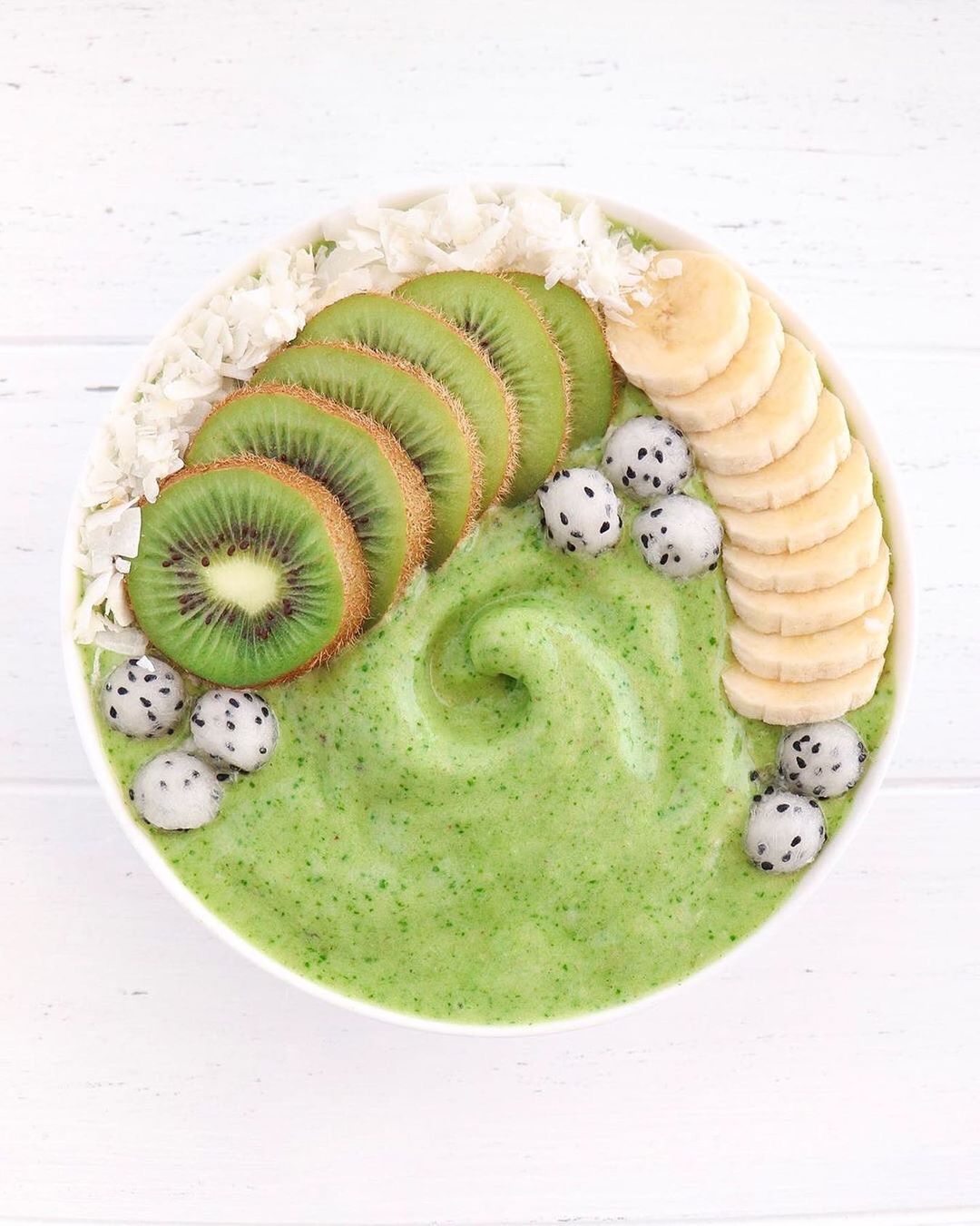 Vegan Green Smoothie Bowl