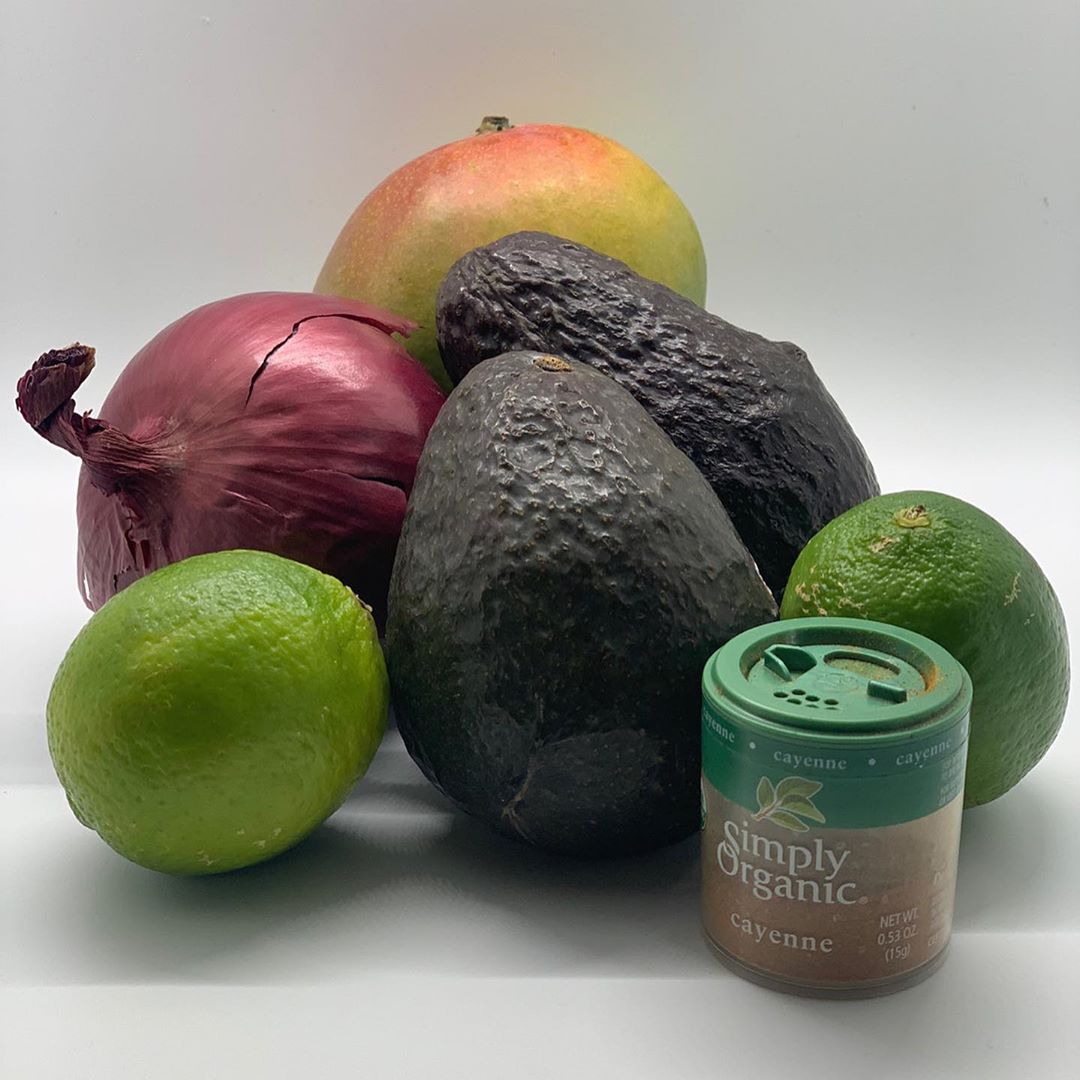 Easy Mango Guacamole Dip