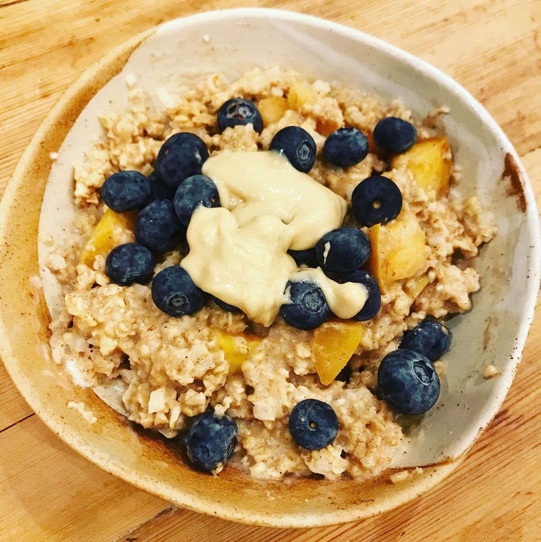 Apple Cinnamon Cauliflower Oats
