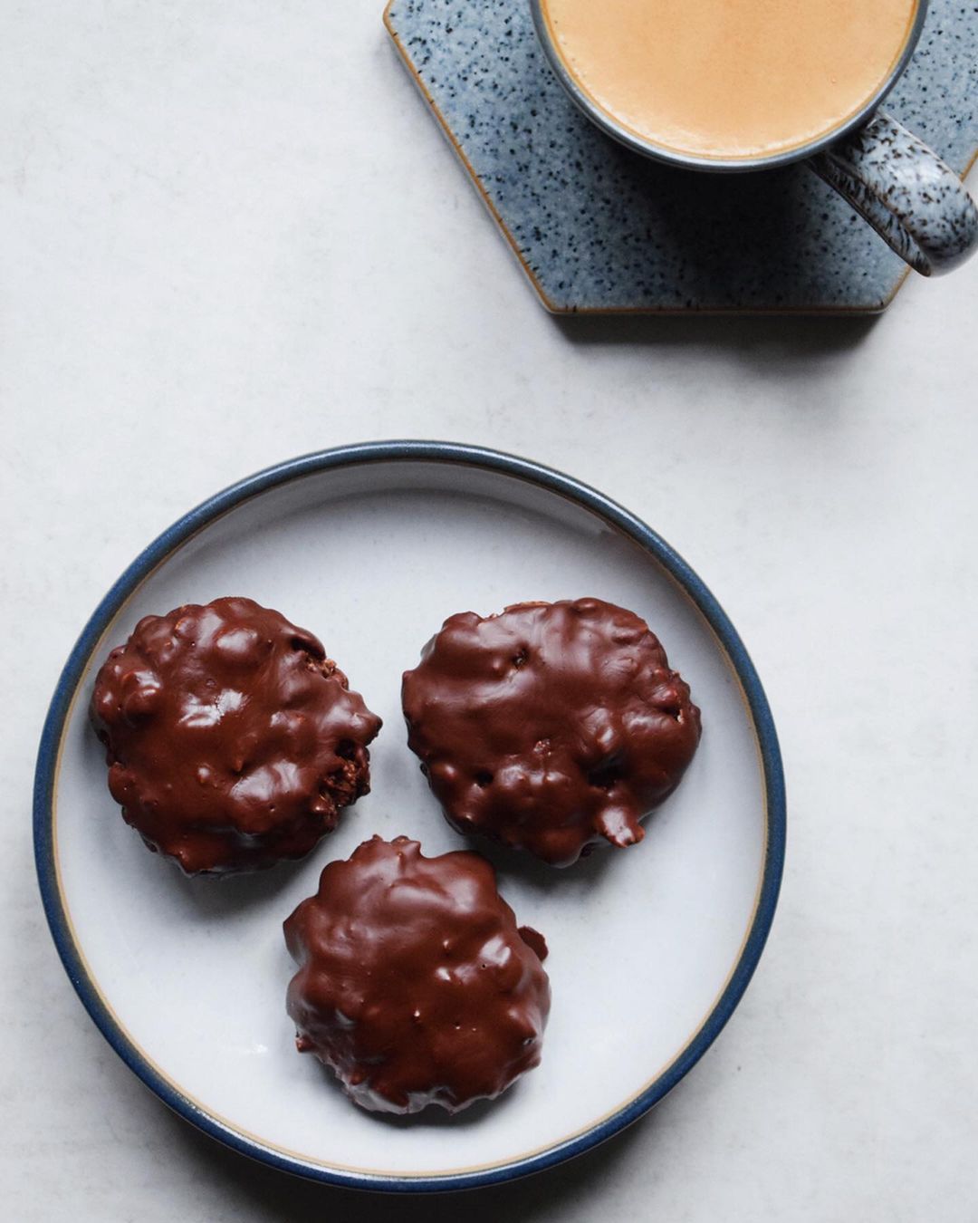 Easy No-Bake Vegan Cookies