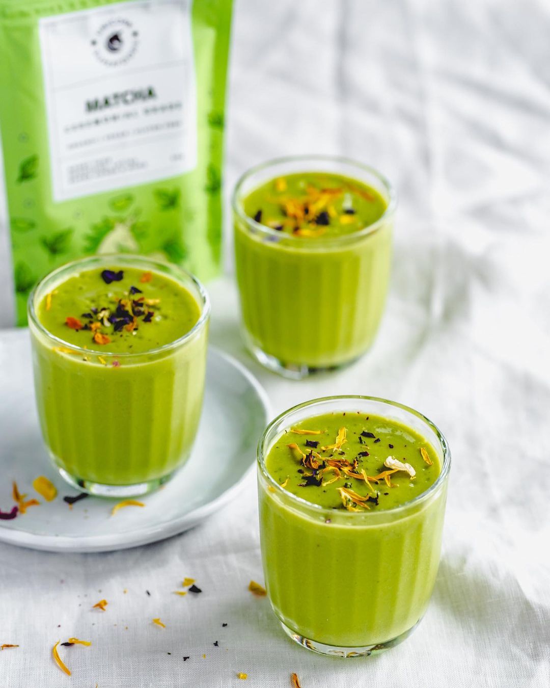 Energizing Matcha Mango Banana Smoothie