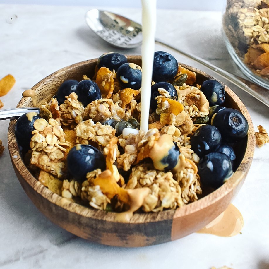 Low-Sugar Peanut Butter Granola