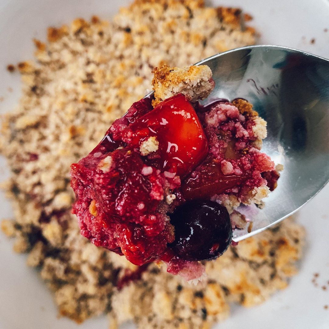 Single Serve Apple Berry Crumble