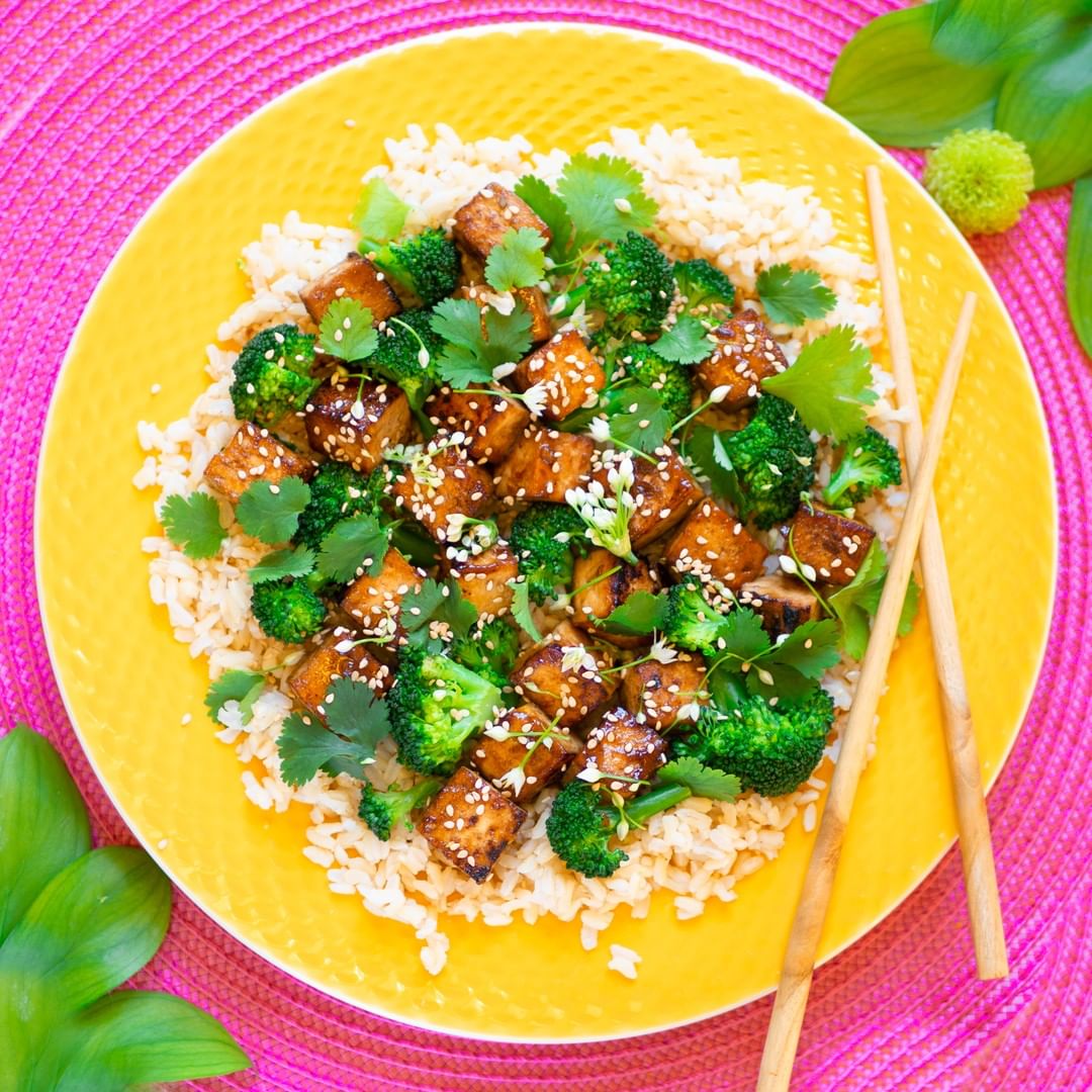Sticky Tofu with Ginger, Sesame and Garlic