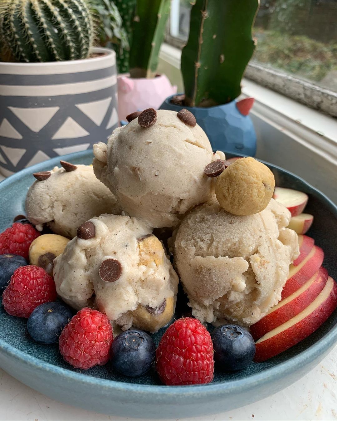 Chickpea Cookie Dough Balls