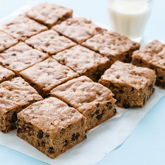 No Bake Banana Bread Blondies