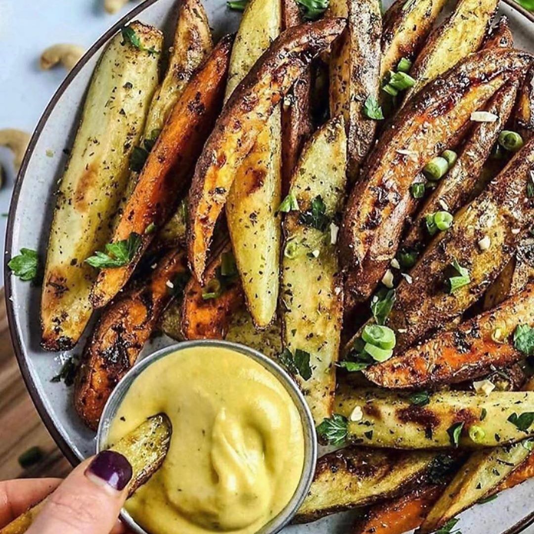 Easy Vegan Cheesy Fries