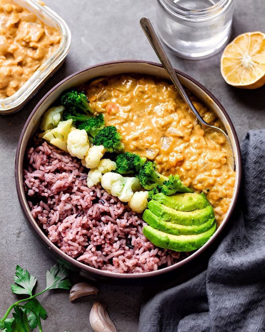 Creamy Lentil Curry Bowl with Avocado and Vegetables