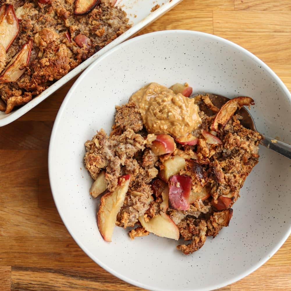 Baked Apple Cinnamon Oatmeal